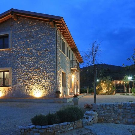 Гостевой дом Casale Madeccia Sonnino Экстерьер фото